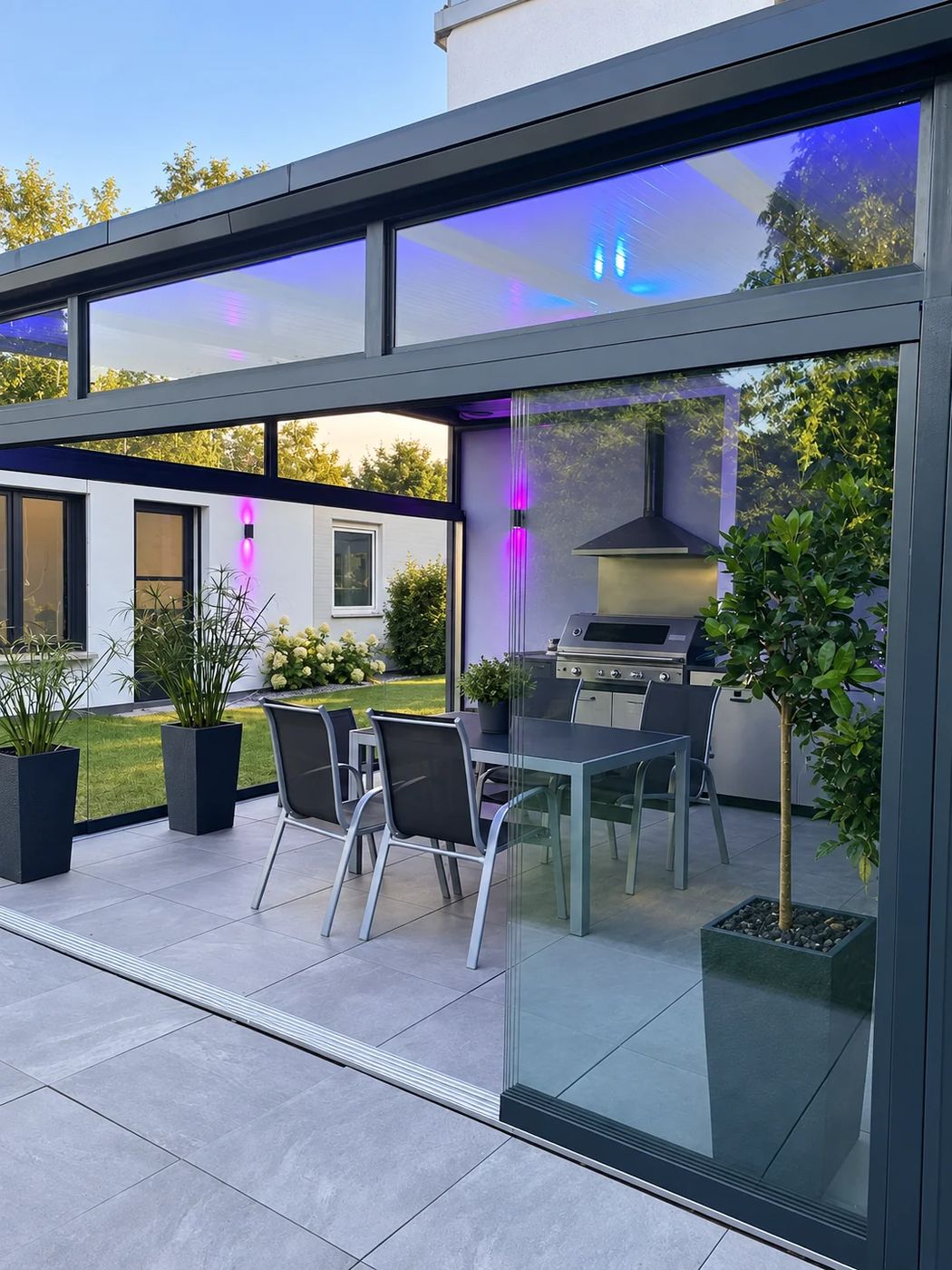 Sommergarten mit Glasschiebefront